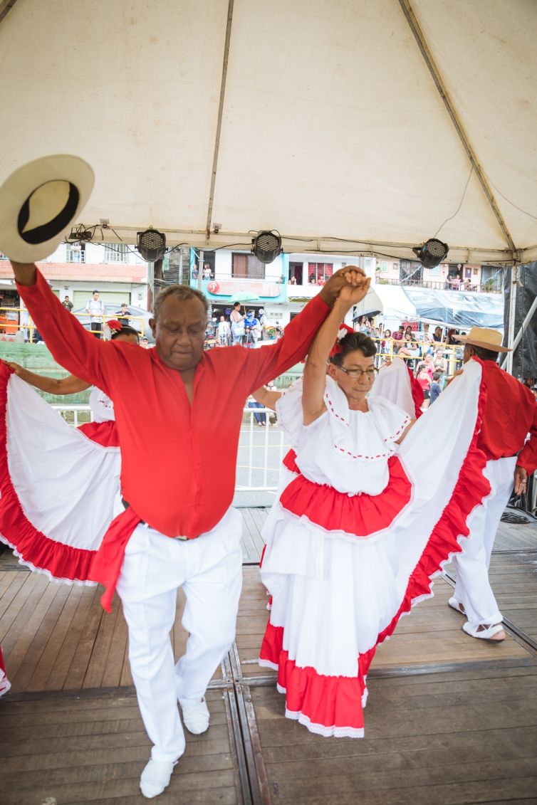 Danzas en medellin